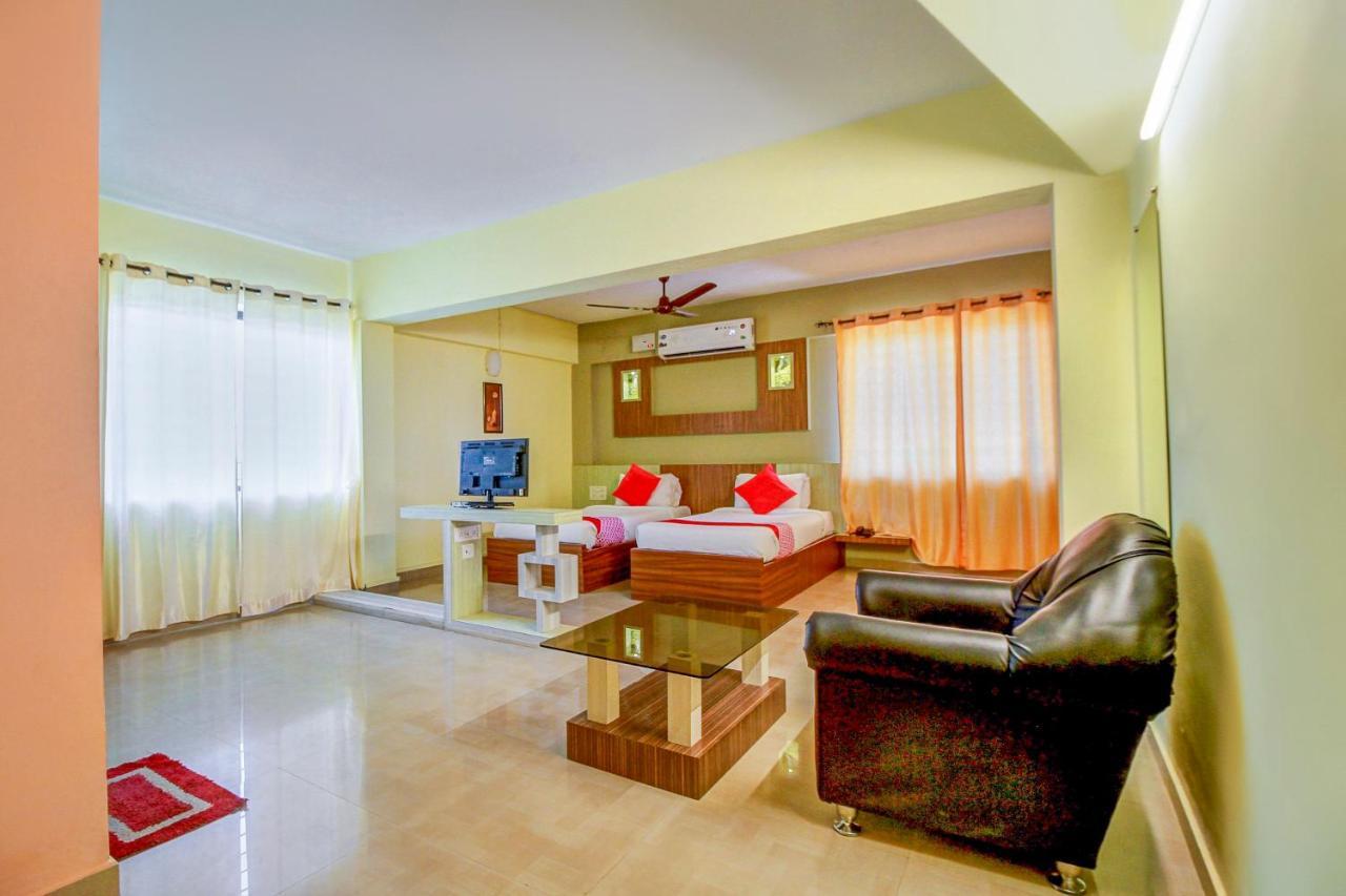 Capital O 17320 Vijaya Residency Manipal Bagian luar foto
