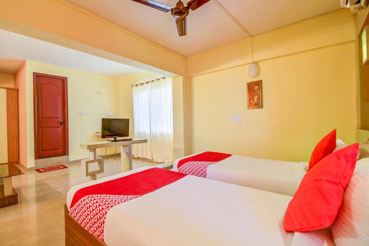 Capital O 17320 Vijaya Residency Manipal Bagian luar foto