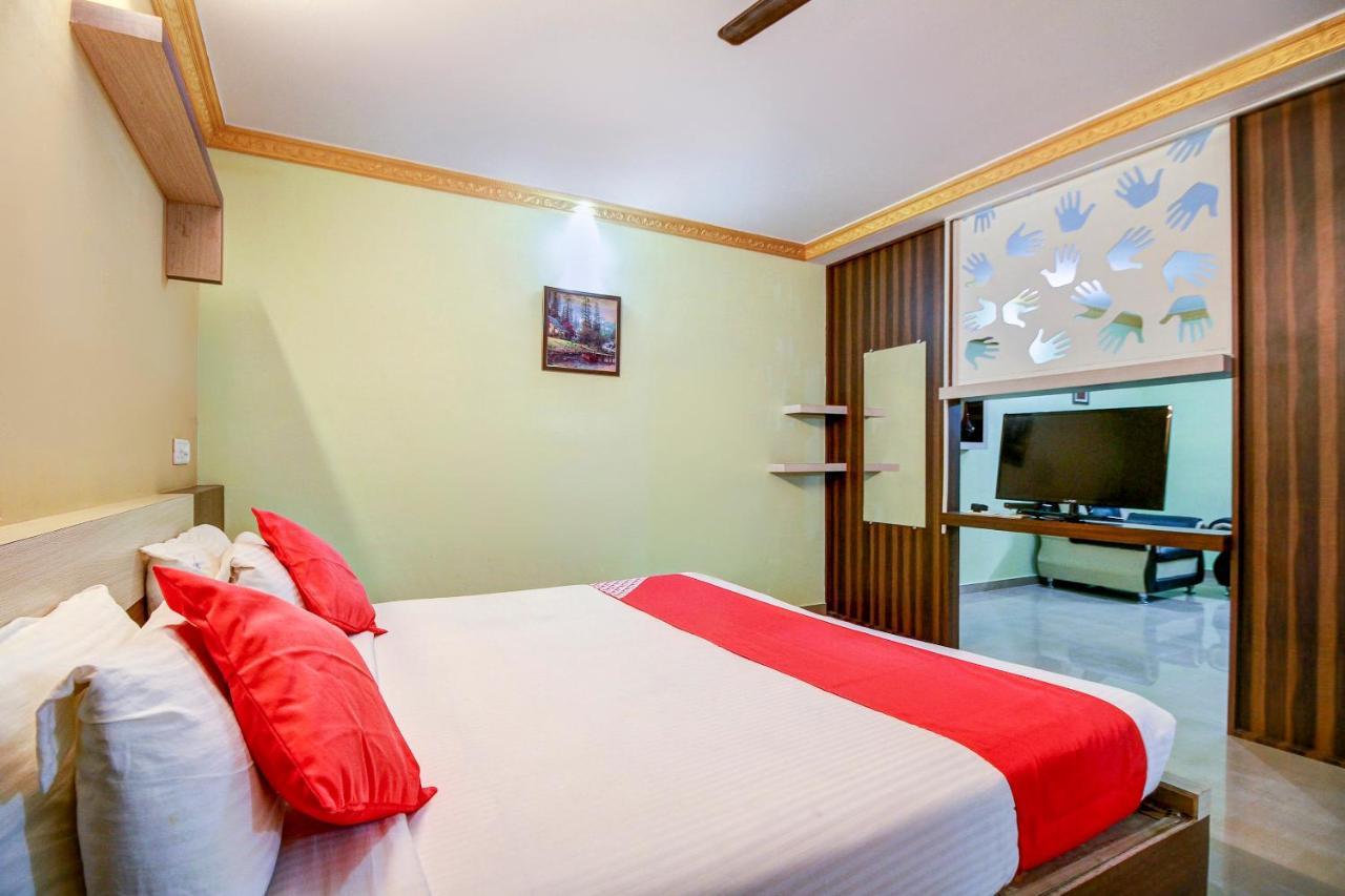 Capital O 17320 Vijaya Residency Manipal Bagian luar foto